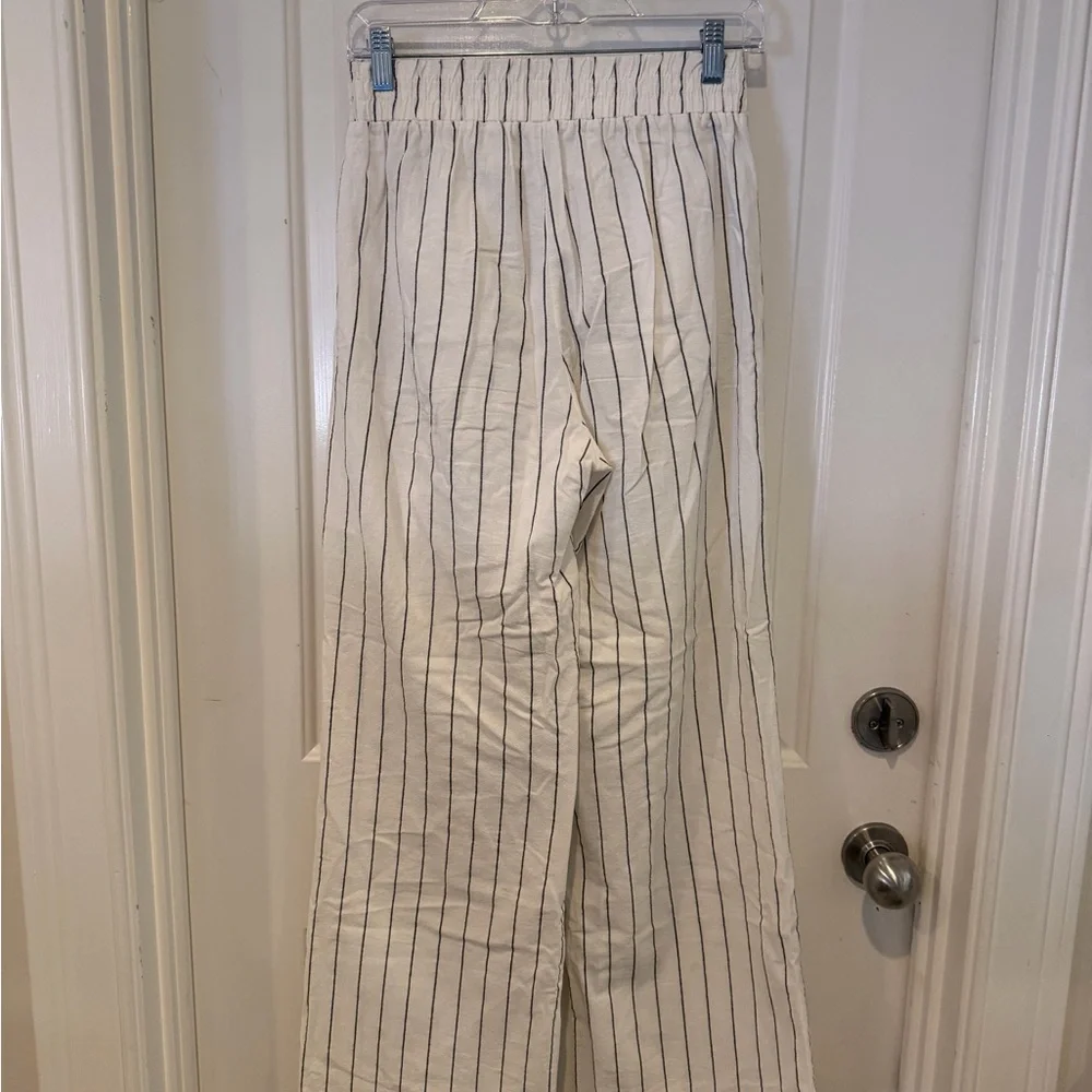 White Wide-Leg Drawstring Pants with Black Pinstripes - Picture 2 of 4
